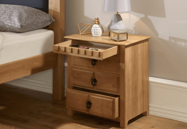 Places to hotsell get bedroom furniture